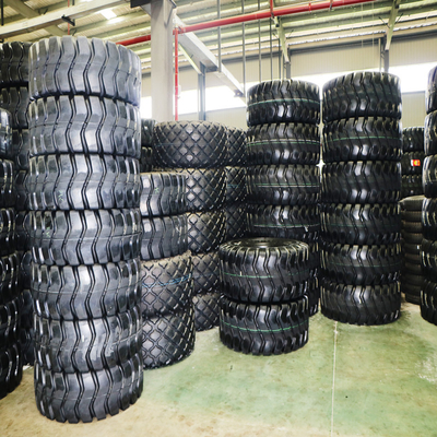 7.00R16 Radial Tubeless Truck Tyre With Excellent Heat Dissipation And Longer Tire Life