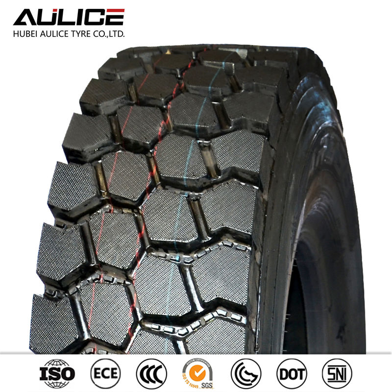 High Overload Capacity R20 8.5 Rim Heavy Duty Truck Tyres  Long Mileage
