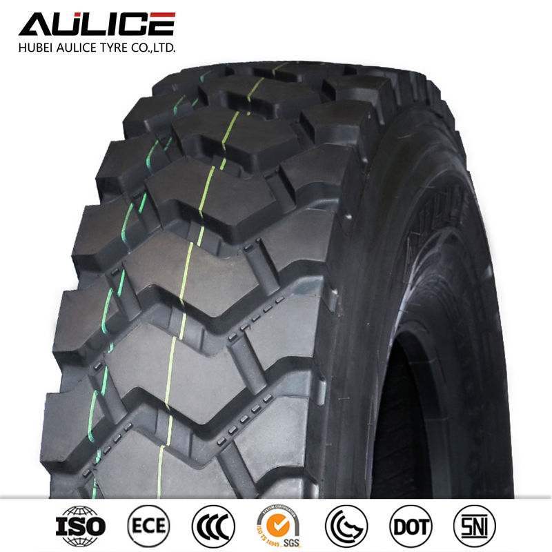 Tubeless TBR Tyre 11R22.5 16PR 18PR Tyre Truck Bus Tyre AW003 with good heat dissipation