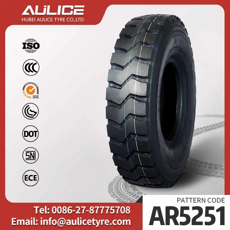 Truck Tires With Large Block Pattern with excellent ground grip 8.25R20